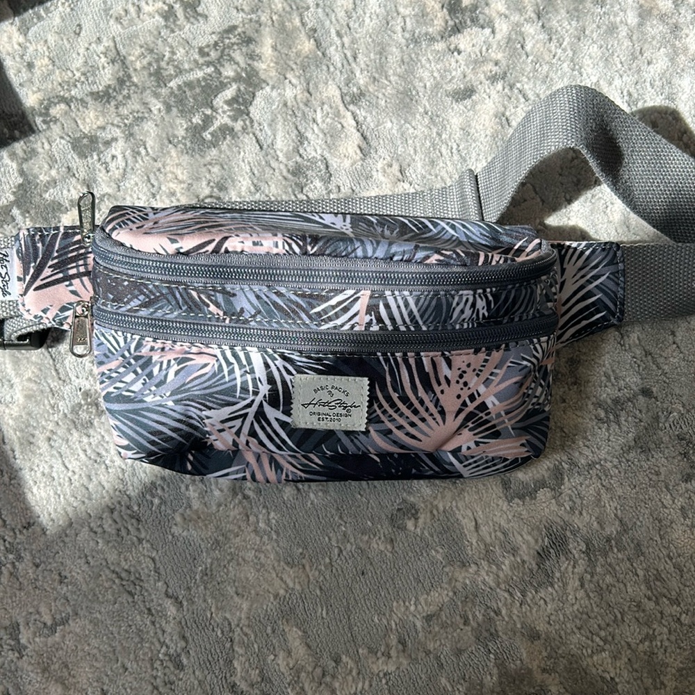 Fanny pack